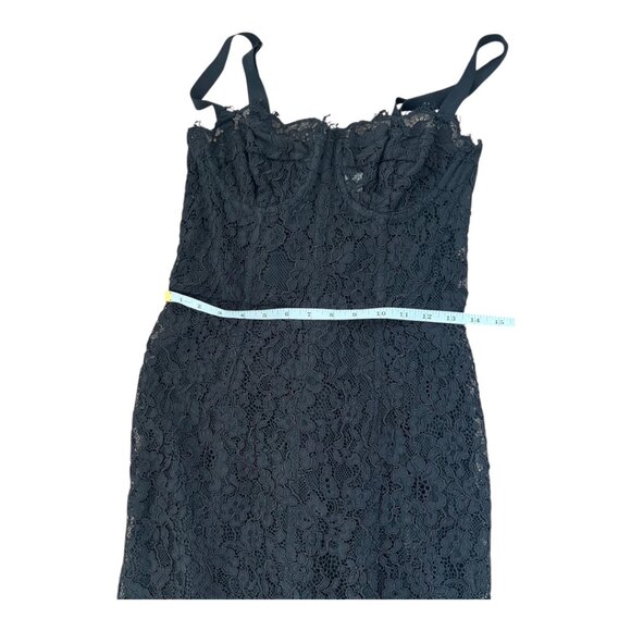 Helsa The Lace Column Dress - Picture 8 of 9